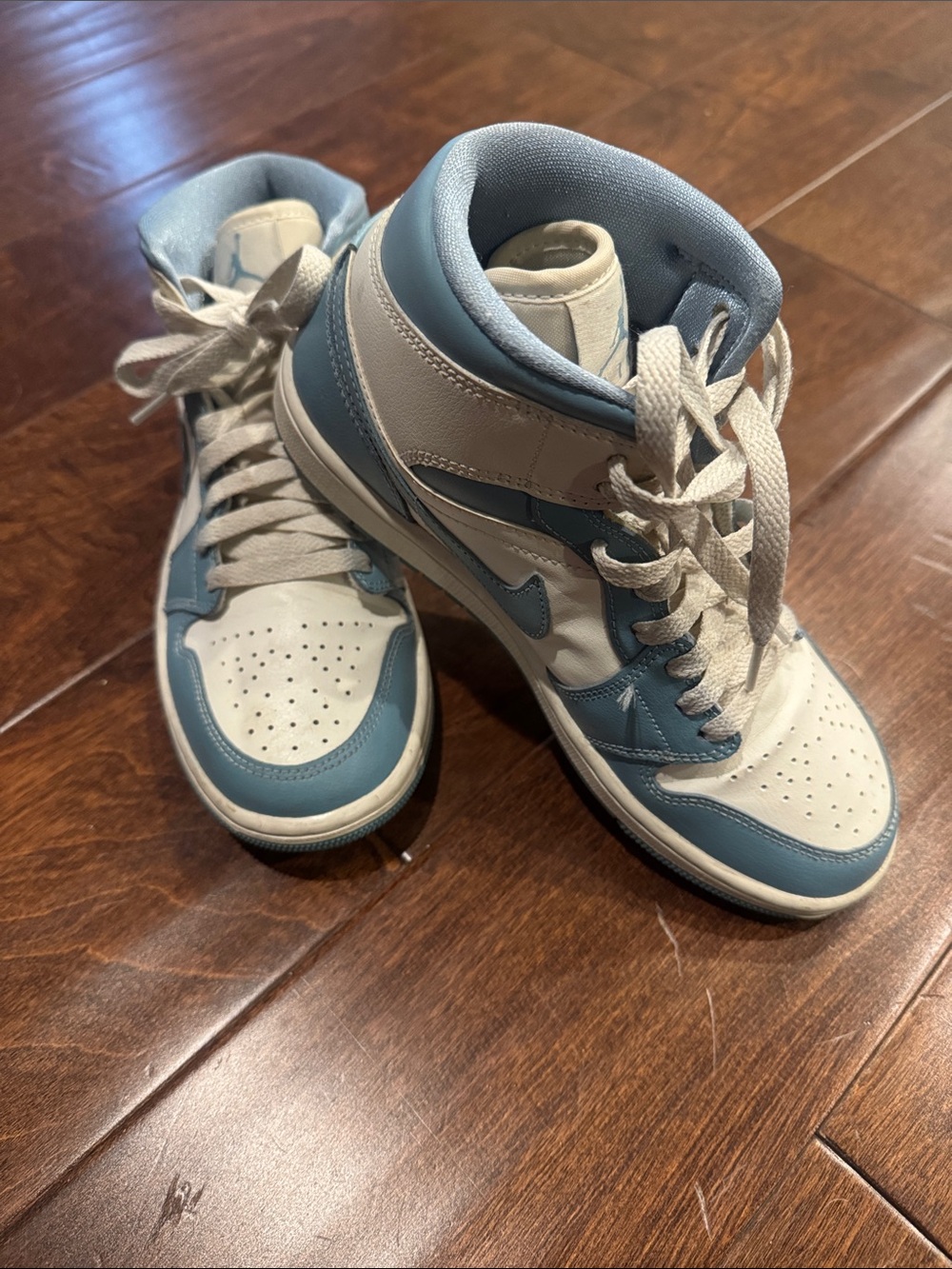 Women Air Jordan in Light Blue and White